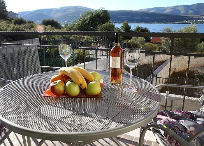 Matea Trogir